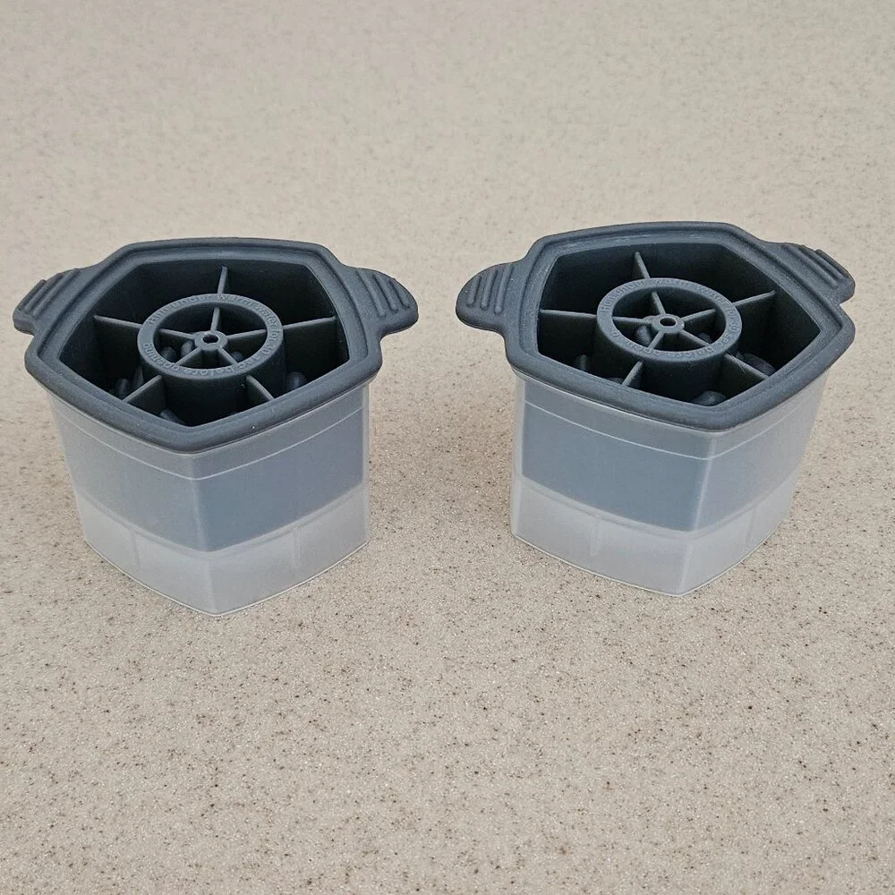RARE 2 TOVOLO ROSE FLOWER FLORAL ANNIVERSARY WEDDING ICE CUBE MOLD SLOW MELTING